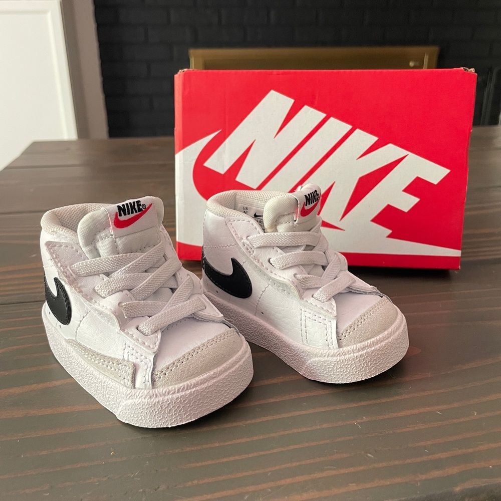 Nike Blazer Mid ‘77 - Size 2C